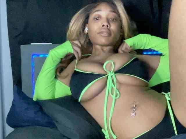 Fairynutmother webcam
