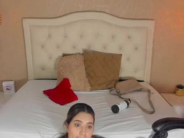 Hadley-'s BongaCams show and profile