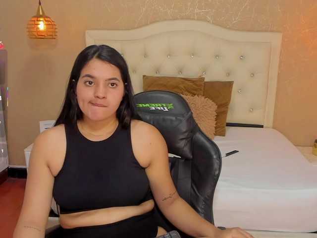 Hadley-'s BongaCams show and profile