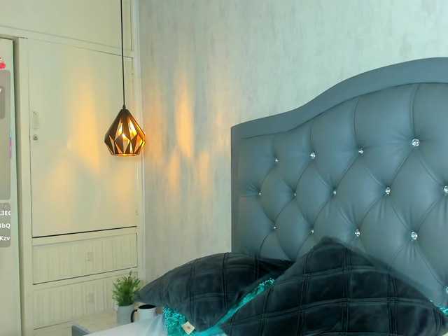 Hadley-'s BongaCams show and profile