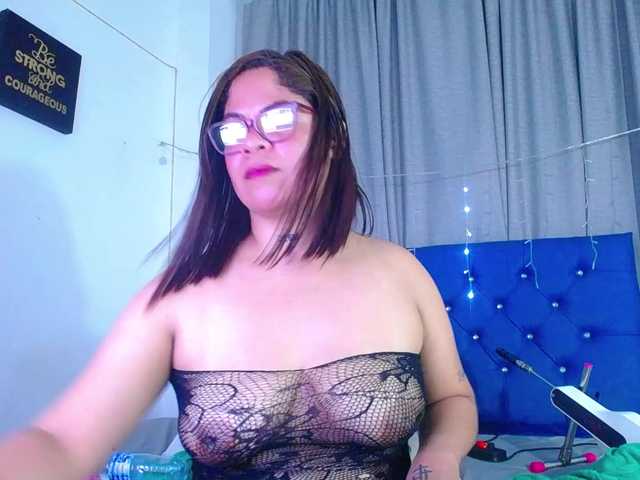 horny-cougar's BongaCams show and profile