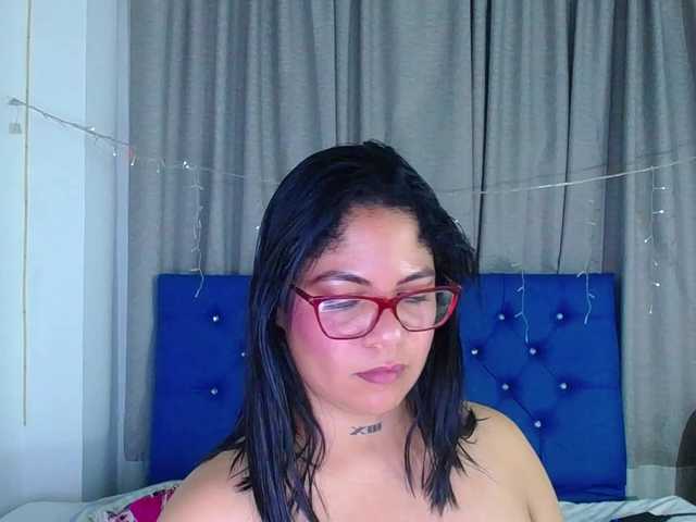 horny-cougar's BongaCams show and profile