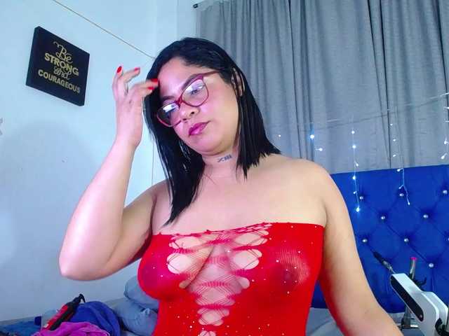 horny-cougar's BongaCams show and profile