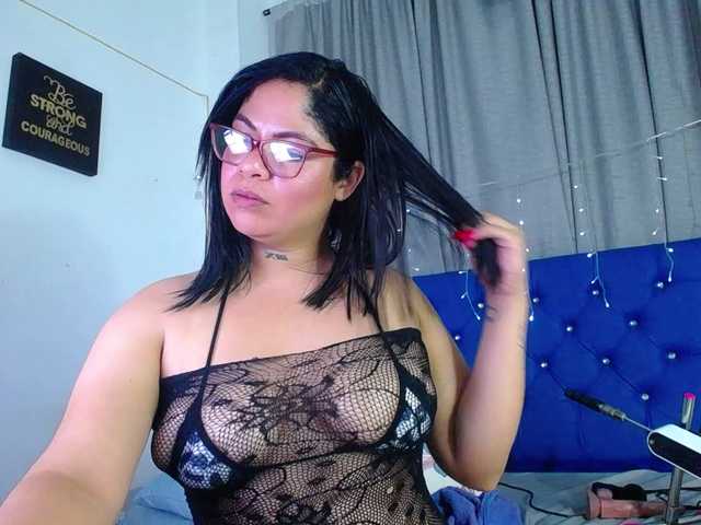 horny-cougar's BongaCams show and profile