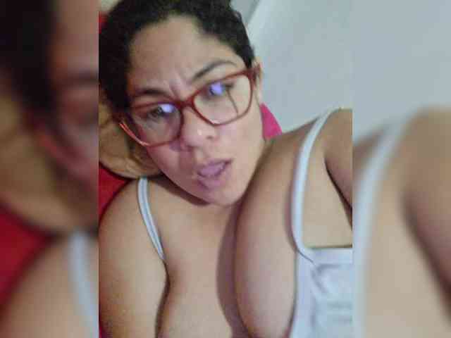 free chat room Horny-cougar
