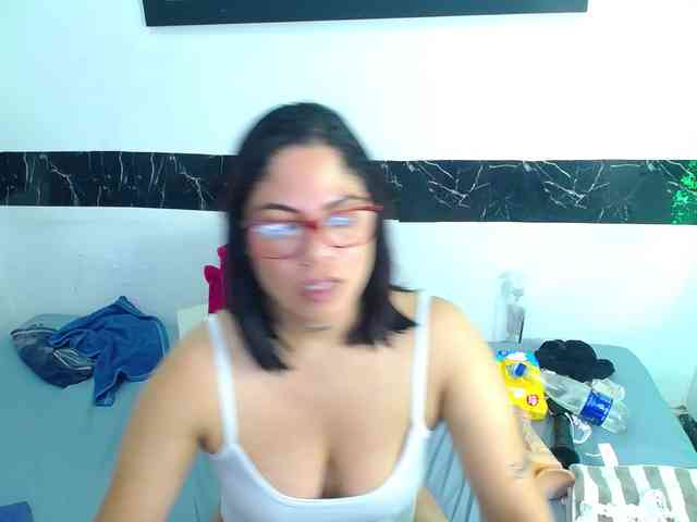 horny-cougar webcam