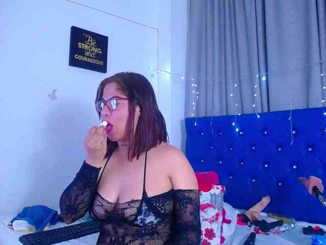 horny-cougar horny-cougar