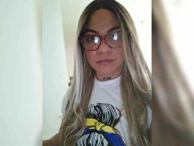 horny-cougar webcam