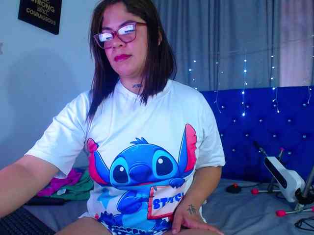 horny-cougar Live Webcam on BongaCams