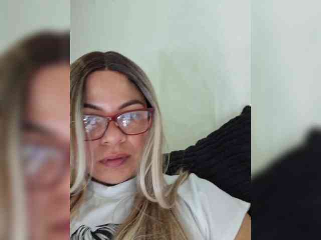 horny-cougar webcam