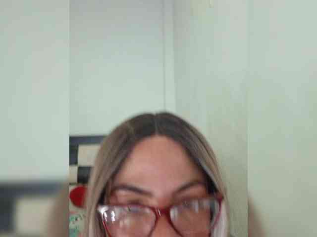 horny-cougar webcam