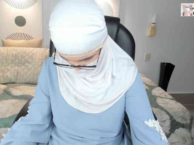 aysa-khalaf webcam