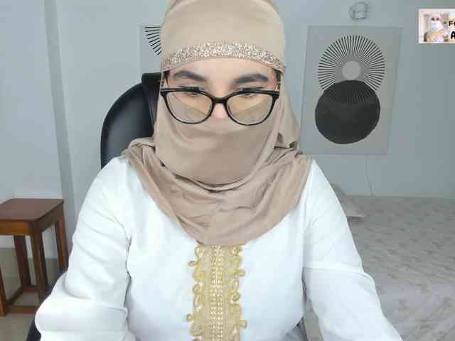 aysa-khalaf webcam