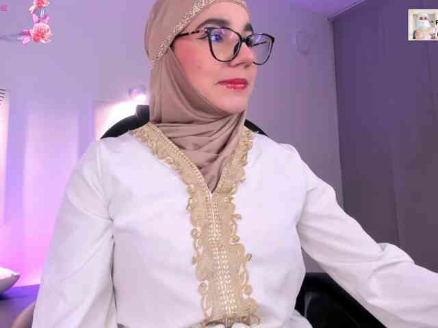 aysa-khalaf webcam