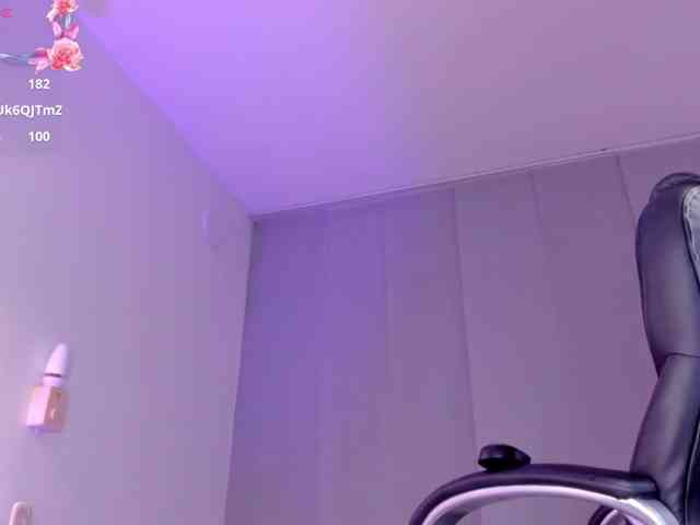 aysa-khalaf webcam