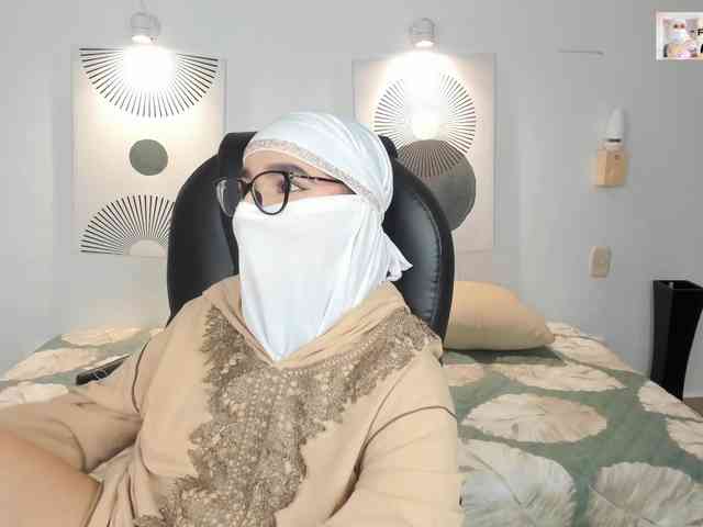 aysa-khalaf webcam