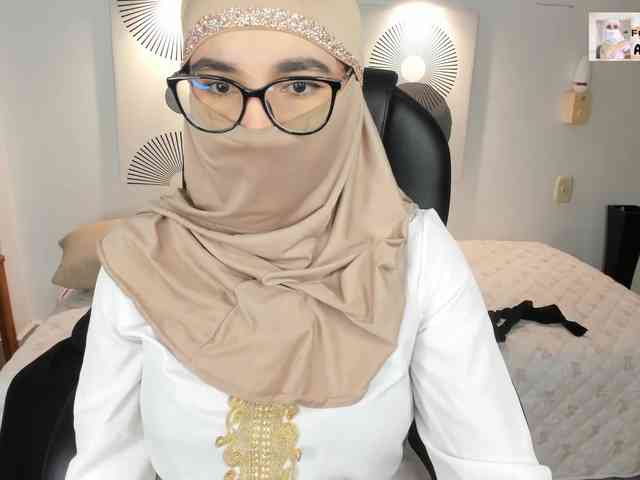 aysa-khalaf webcam