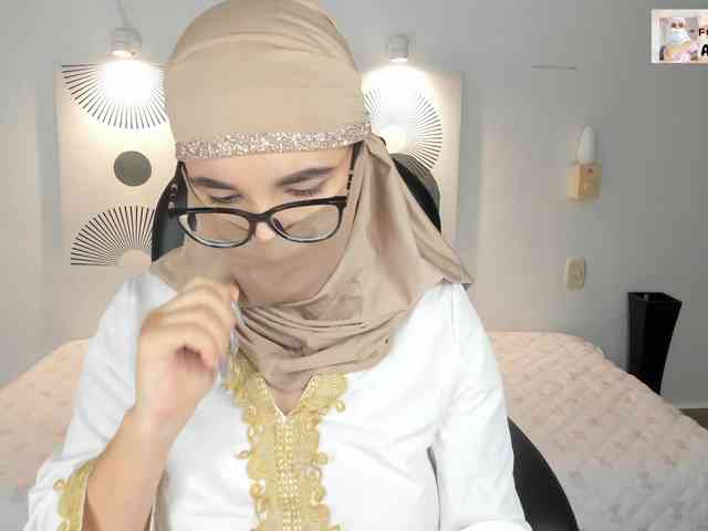 aysa-khalaf webcam
