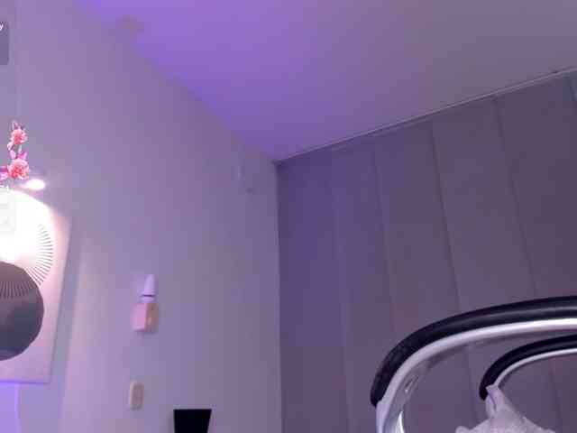 aysa-khalaf webcam