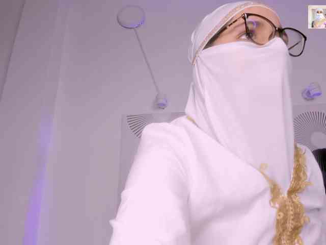 aysa-khalaf webcam