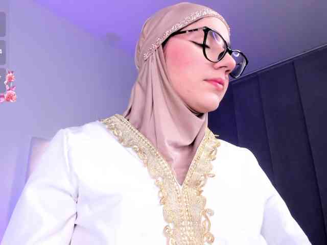 aysa-khalaf webcam