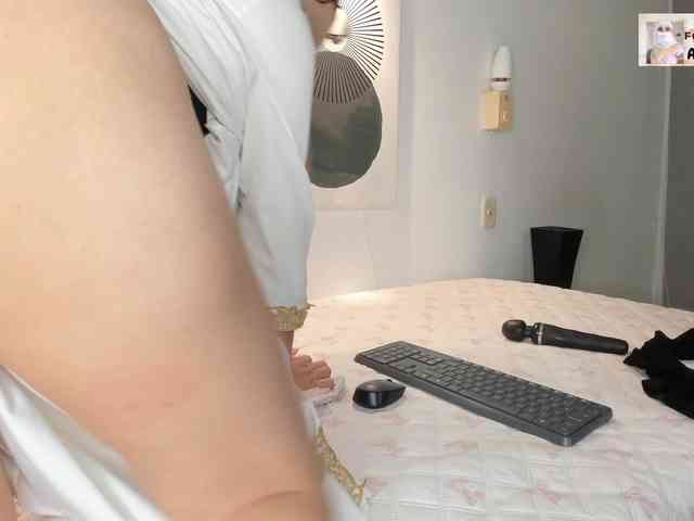 aysa-khalaf webcam