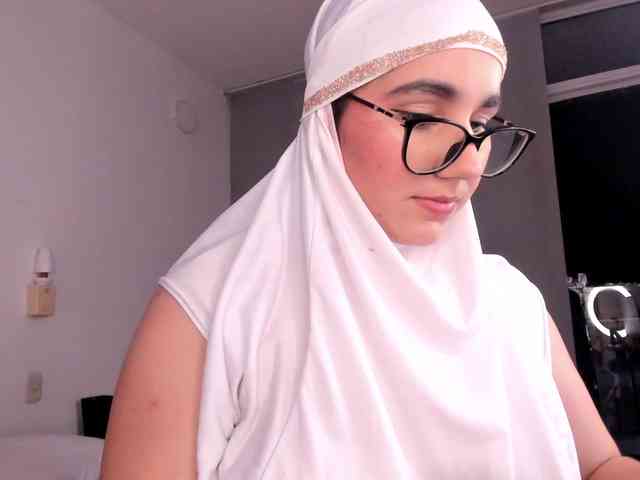 aysa-khalaf webcam