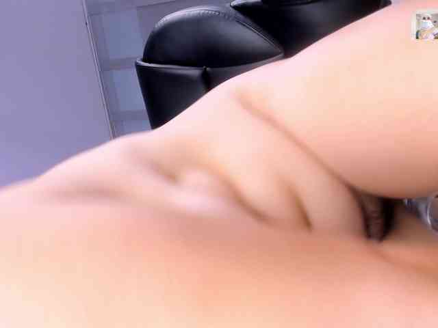 aysa-khalaf webcam