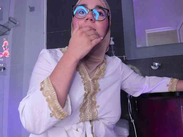 aysa-khalaf webcam