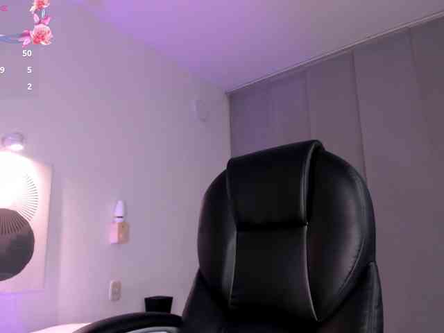 aysa-khalaf webcam
