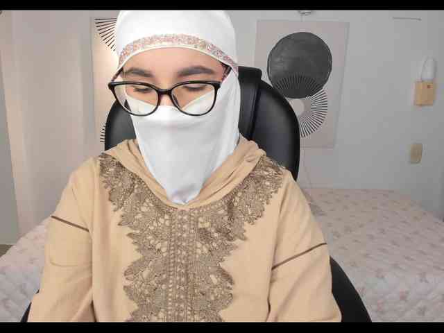 aysa-khalaf webcam