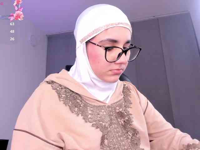 aysa-khalaf webcam