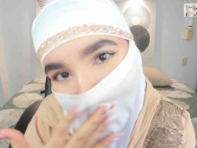 aysa-khalaf webcam