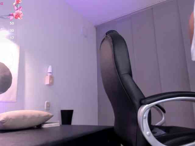 aysa-khalaf webcam
