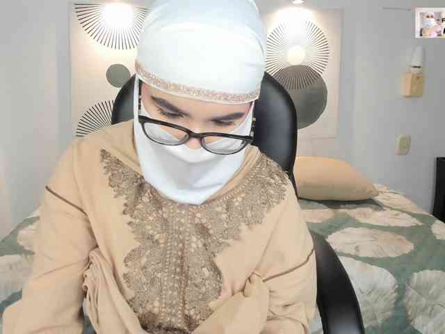 aysa-khalaf webcam