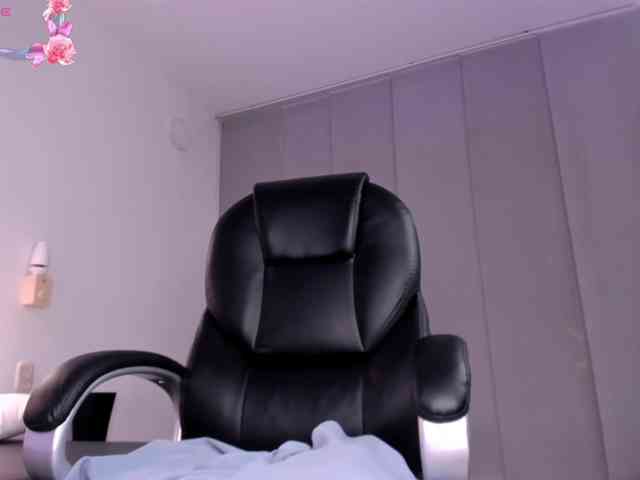 aysa-khalaf webcam
