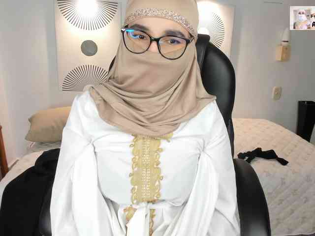 aysa-khalaf webcam