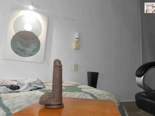 aysa-khalaf webcam