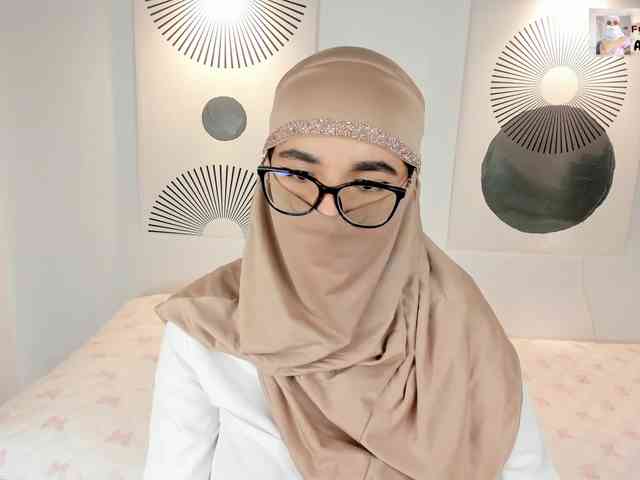 aysa-khalaf webcam