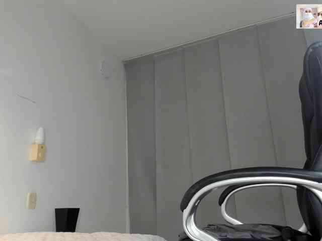 aysa-khalaf webcam