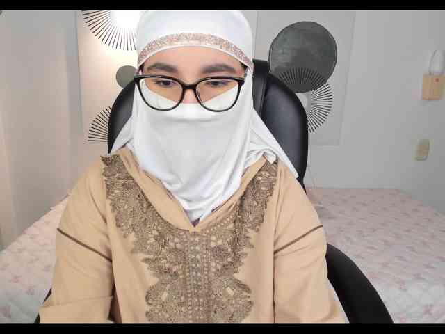 aysa-khalaf webcam