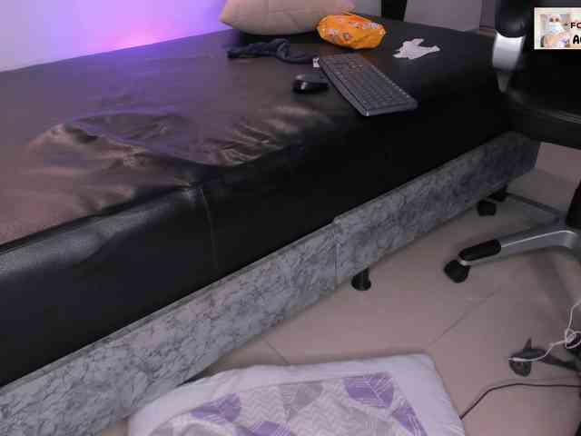 aysa-khalaf webcam