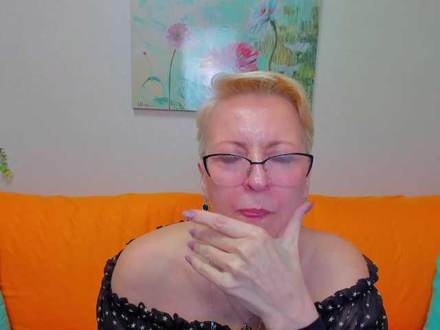 iamyourdream89's BongaCams show and profile