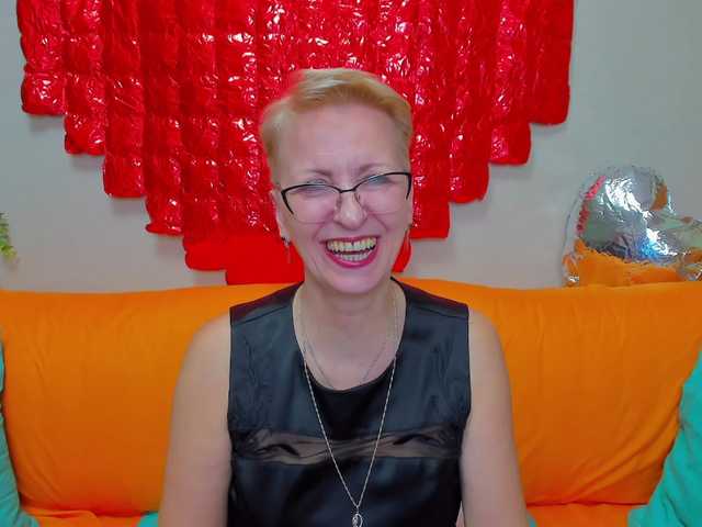 iamyourdream89's BongaCams show and profile