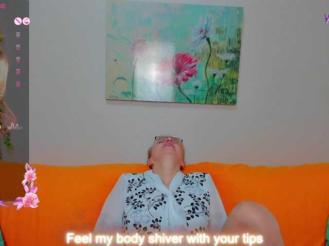 iamyourdream89's BongaCams show and profile