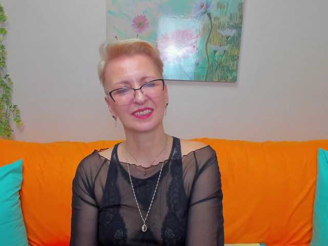 iamyourdream89's BongaCams show and profile
