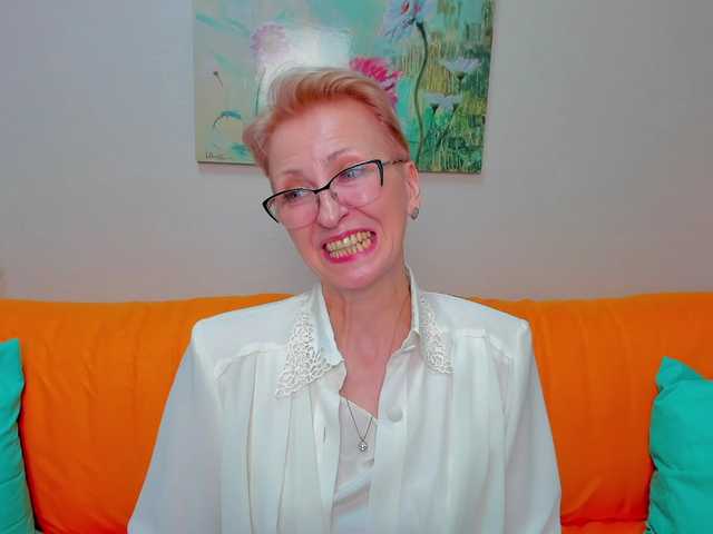 iamyourdream89's BongaCams show and profile