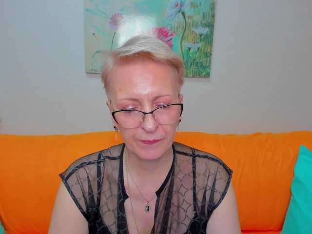 iamyourdream89's BongaCams show and profile