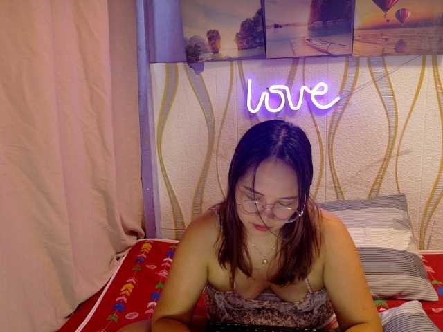 Kristel17's BongaCams show and profile