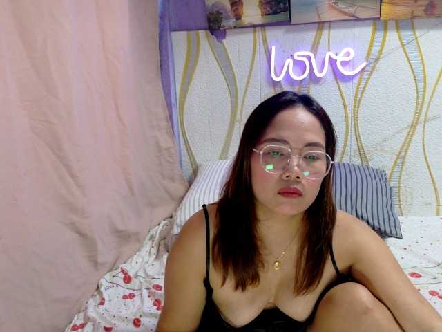 Kristel17's BongaCams show and profile